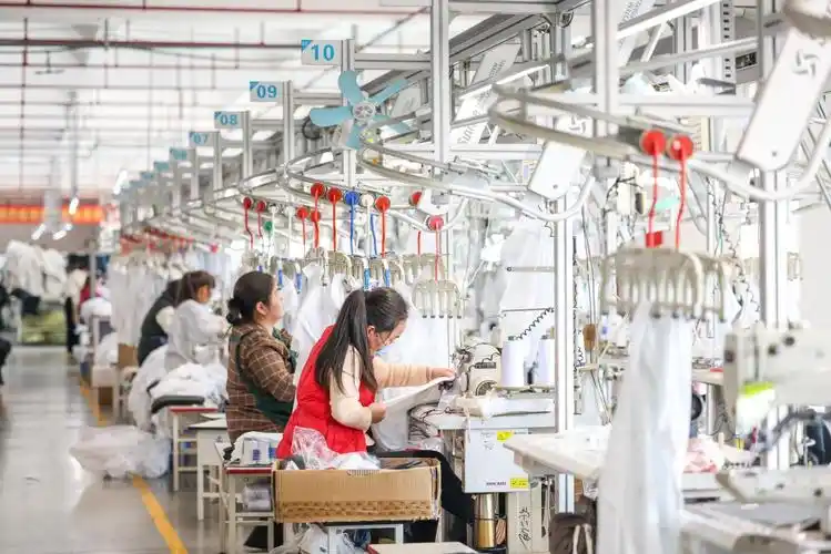 独立站优秀案例分析：服装企业如何打造高信任度官网