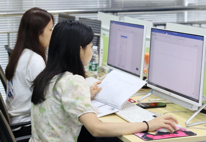 Excel办公效率翻倍：这8个技巧让我每天早下班1小时